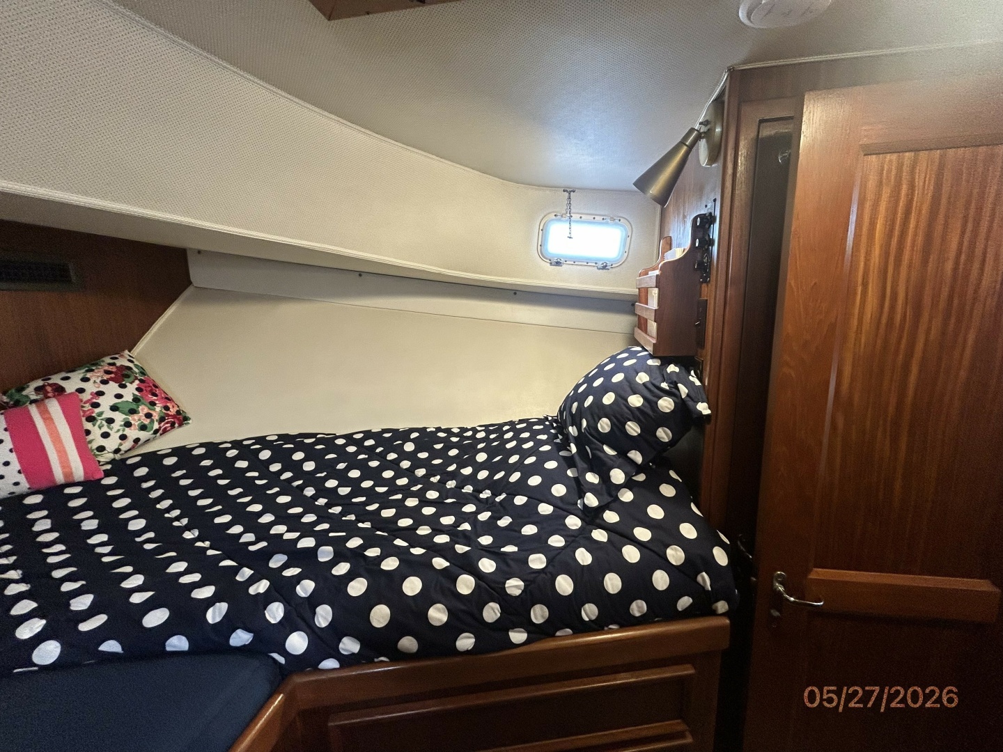 RoBoat 42ft Hatteras Yacht For Sale