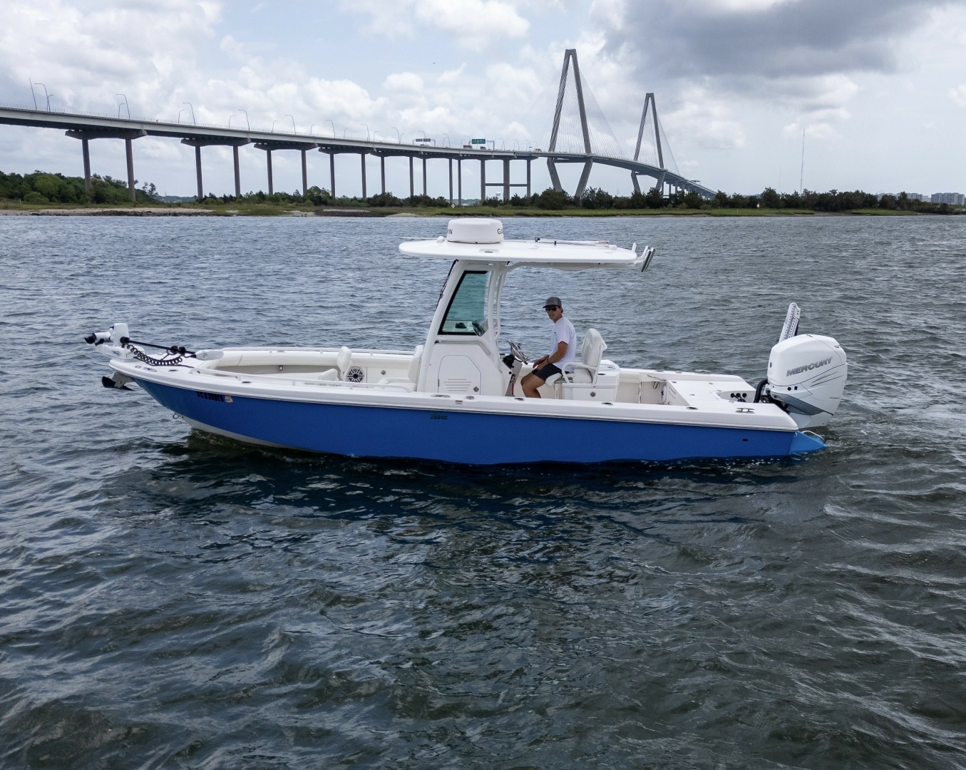2020 Everglades 253CC