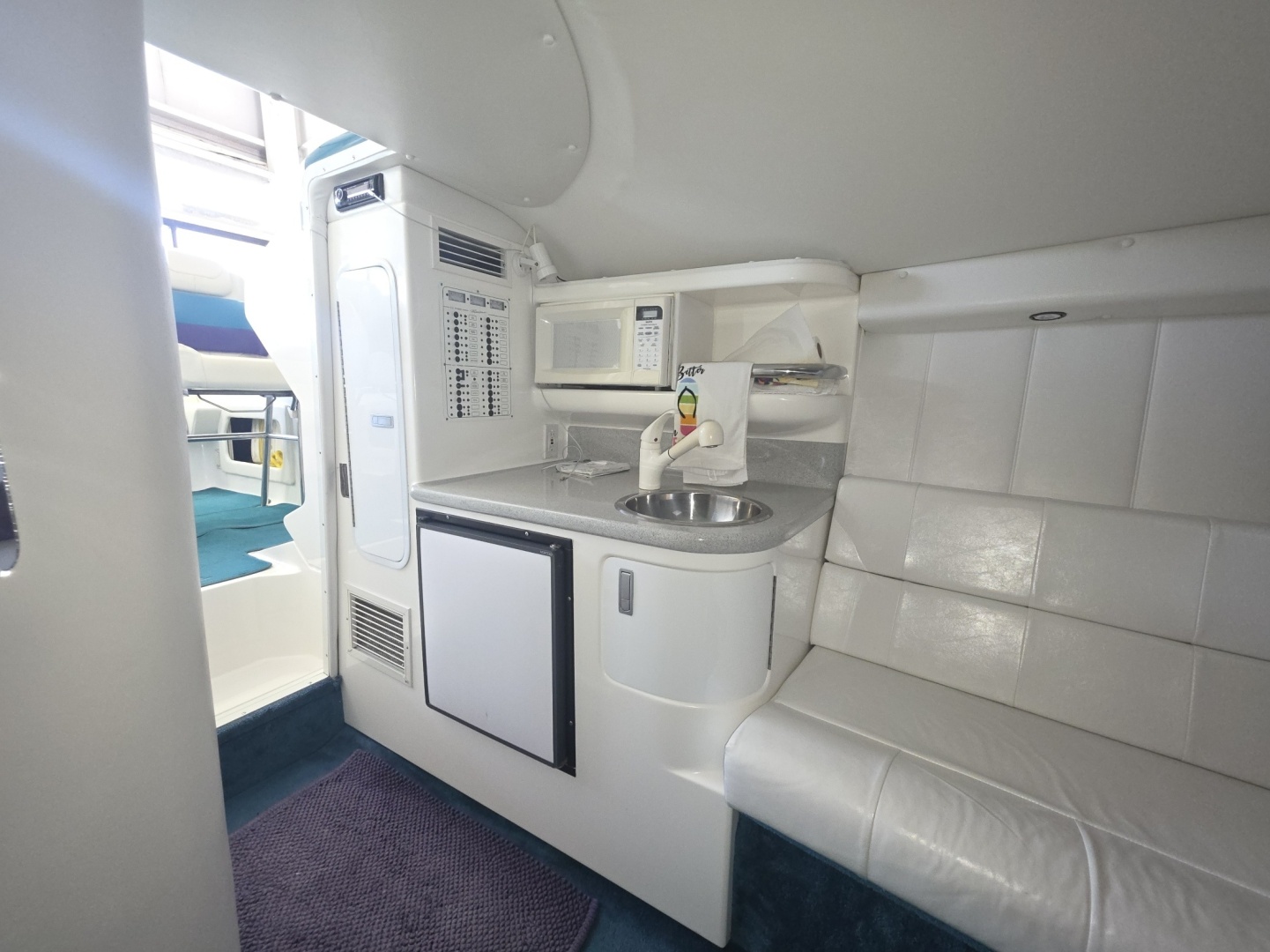 38ft Powerquest Yacht For Sale
