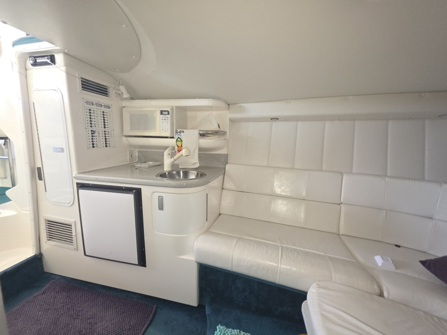 38ft Powerquest Yacht For Sale