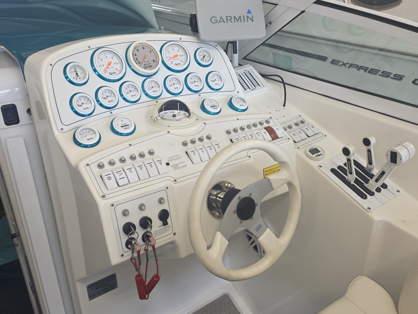 38ft Powerquest Yacht For Sale