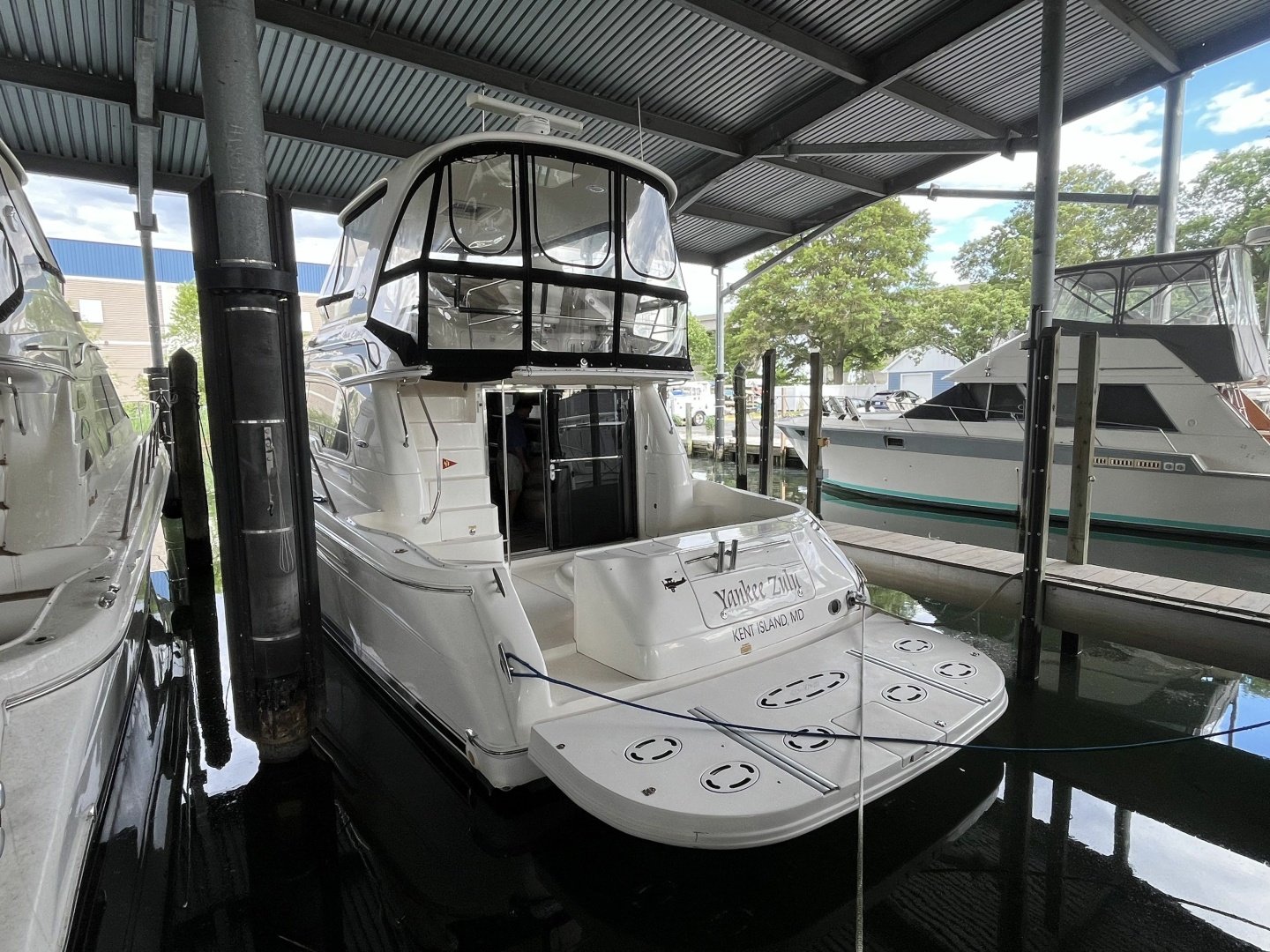 Sea Ray 480 Sedan Bridge - Photo 6