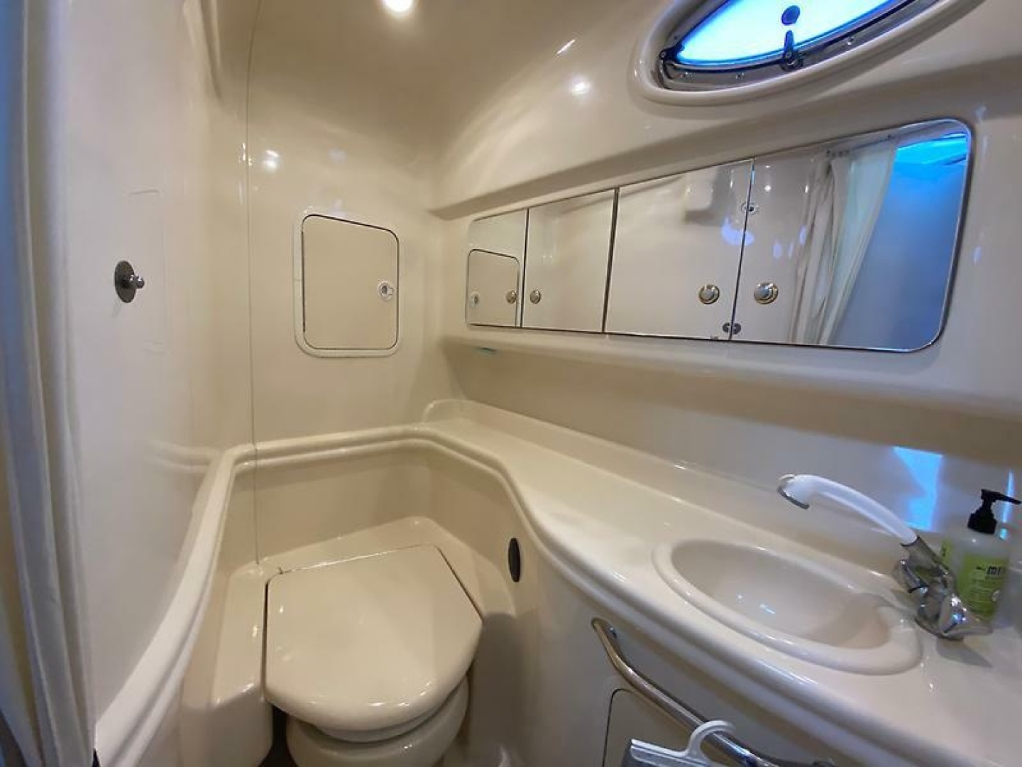 2004 Sea Ray 320 Sundancer