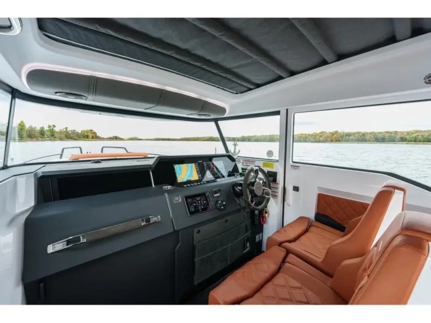 2022 Axopar 37 XC CROSS CABIN 37ft Axopar Yacht For Sale