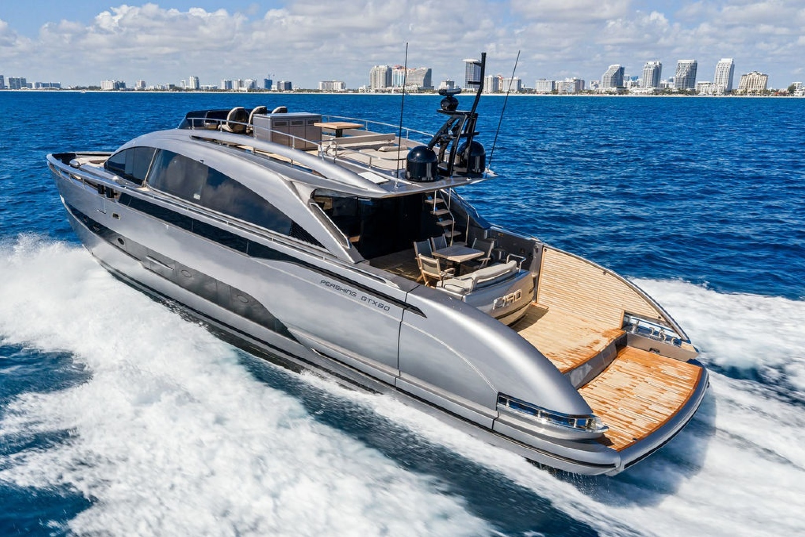 2025 Pershing GTX80