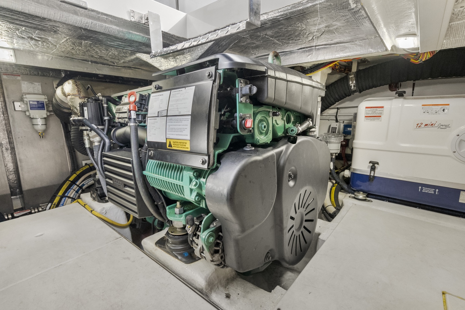 Galeon 400 Flybridge — Why Knot - Photo 47