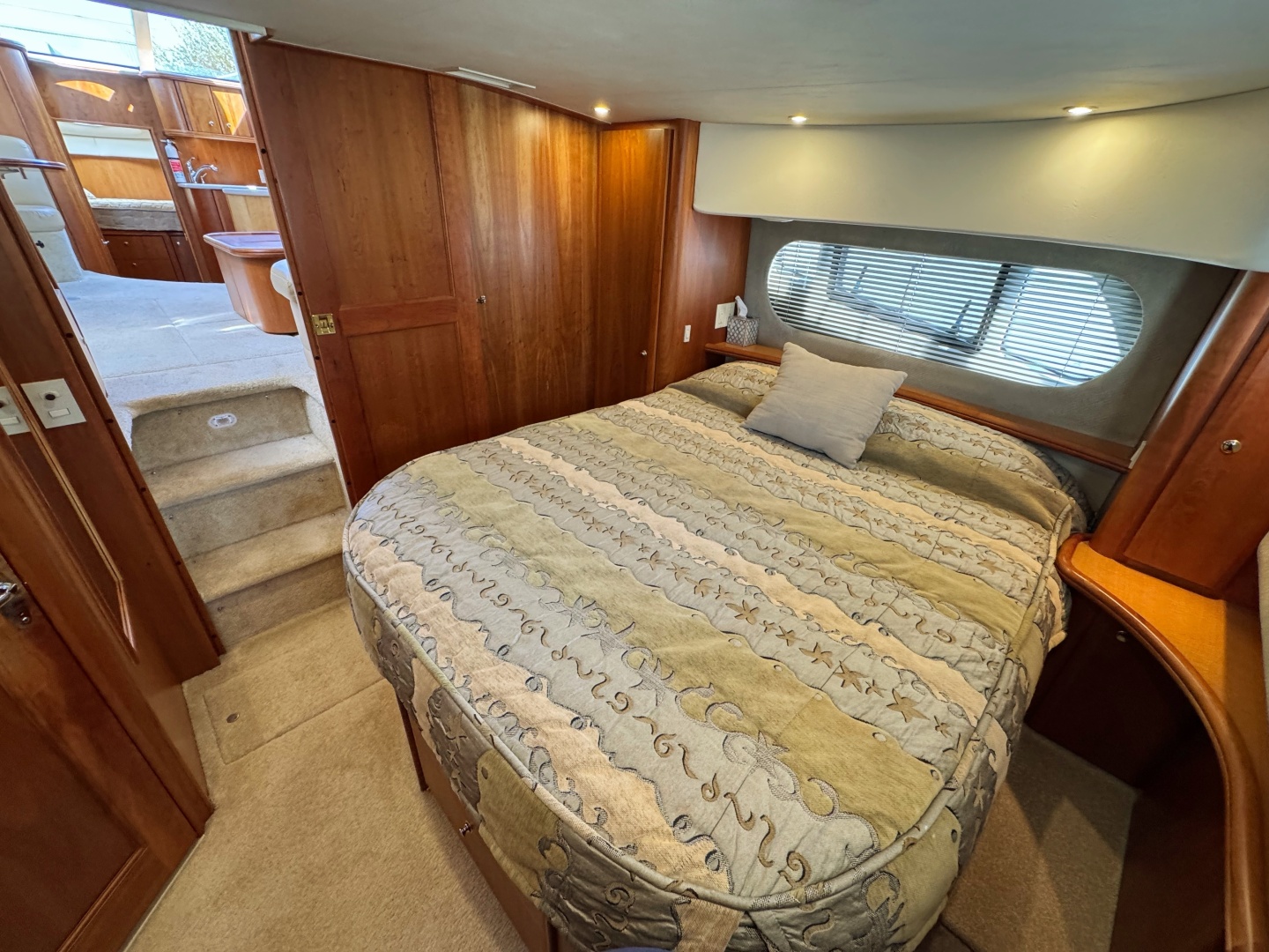 KEYAH IV 39ft Silverton Yacht For Sale