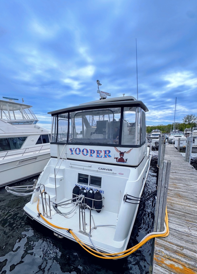 THE YOOPER 40ft Carver Yacht For Sale THE YOOPER 40ft Carver Yacht For Sale