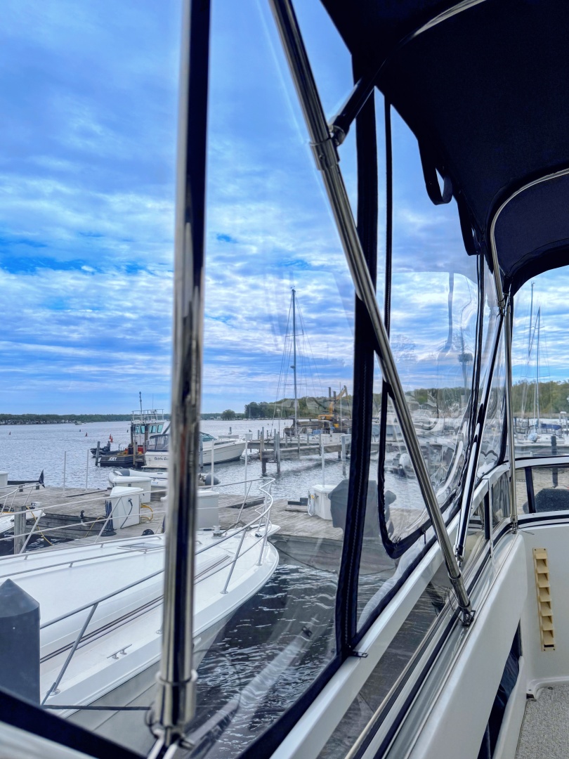 THE YOOPER 40ft Carver Yacht For Sale THE YOOPER 40ft Carver Yacht For Sale