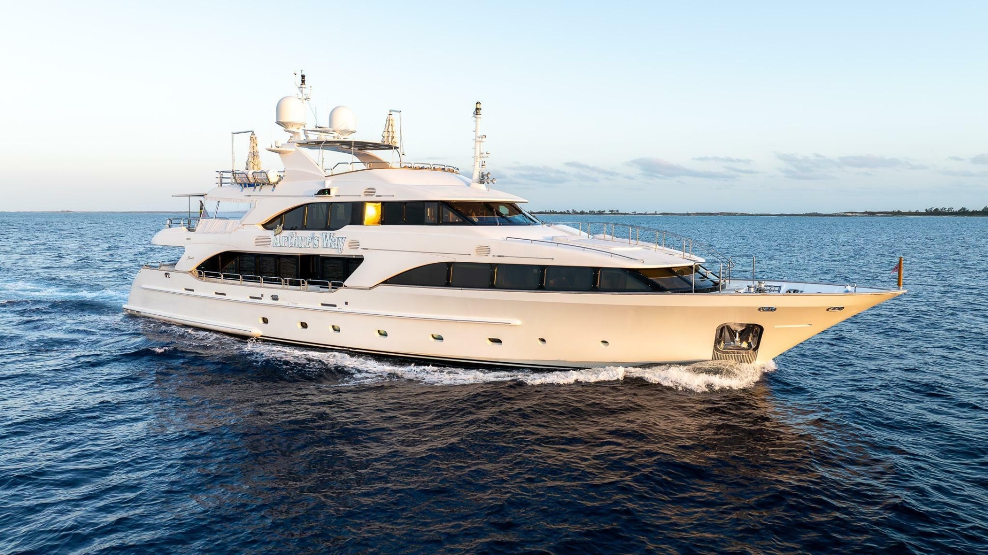 Benetti 121 Classic — ARTHUR’S WAY - Photo 2
