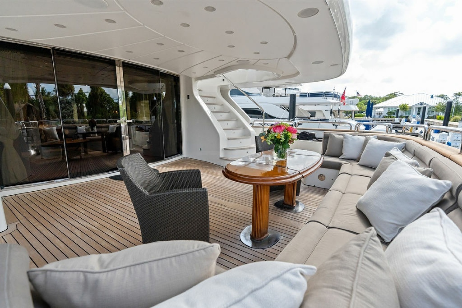 2008 Benetti 121 Classic