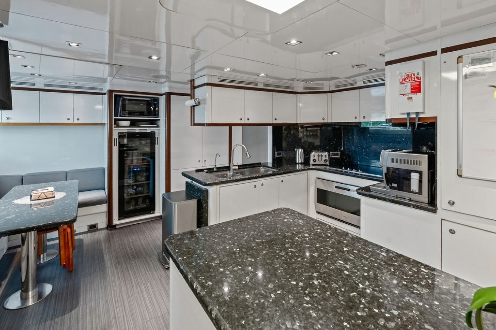 Benetti 121 Classic — ARTHUR’S WAY - Photo 71