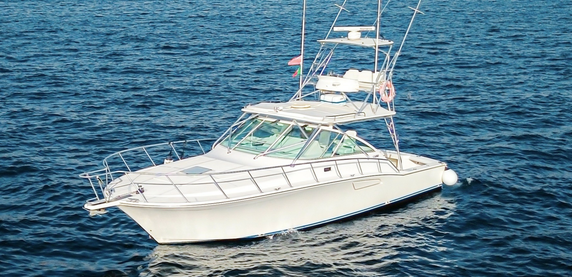 2005 Cabo 40 Hardtop Express