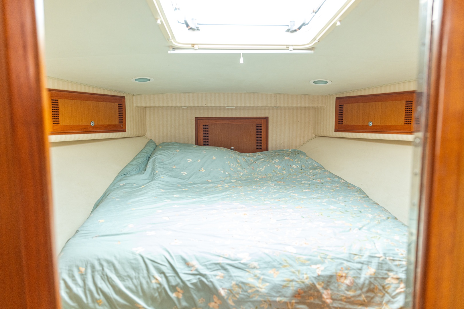 Jurate 40ft Cabo Yacht For Sale