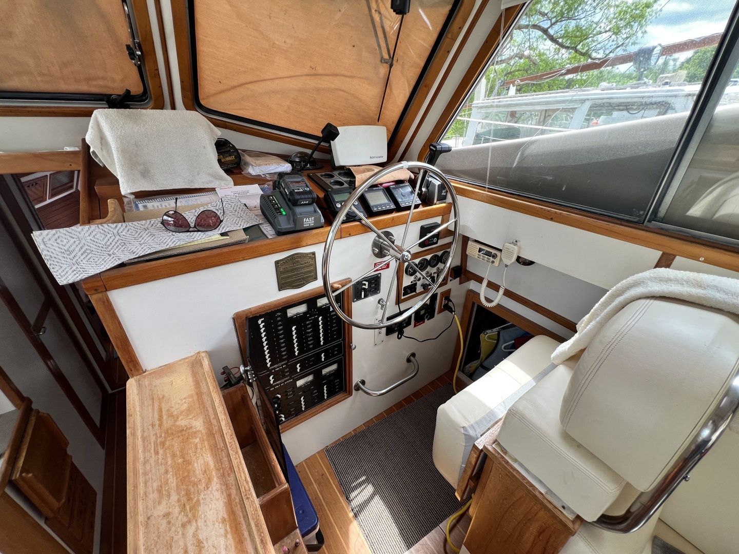 1996 Cabo Rico Northeast 400