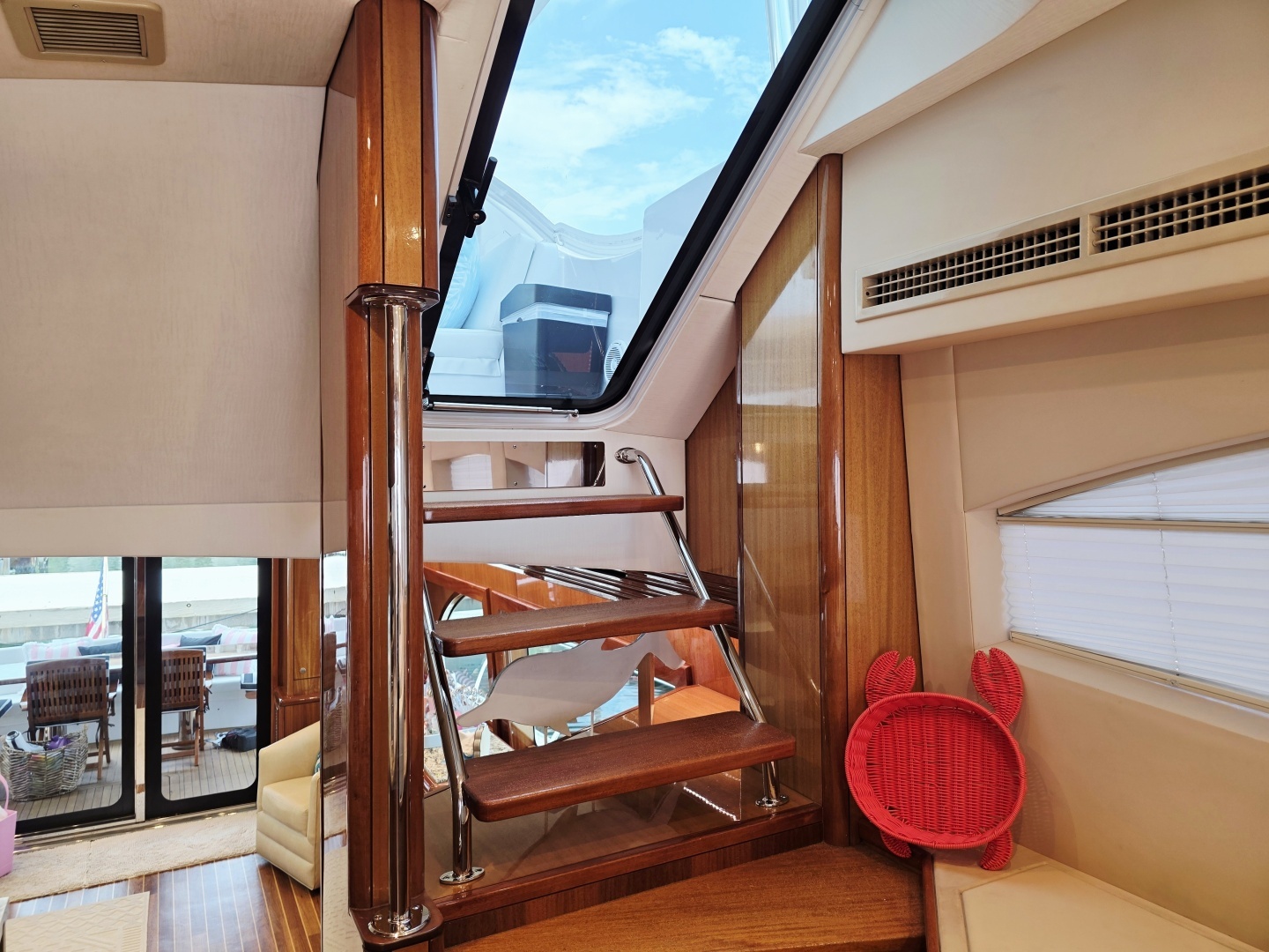 Hatteras  Yacht For Sale