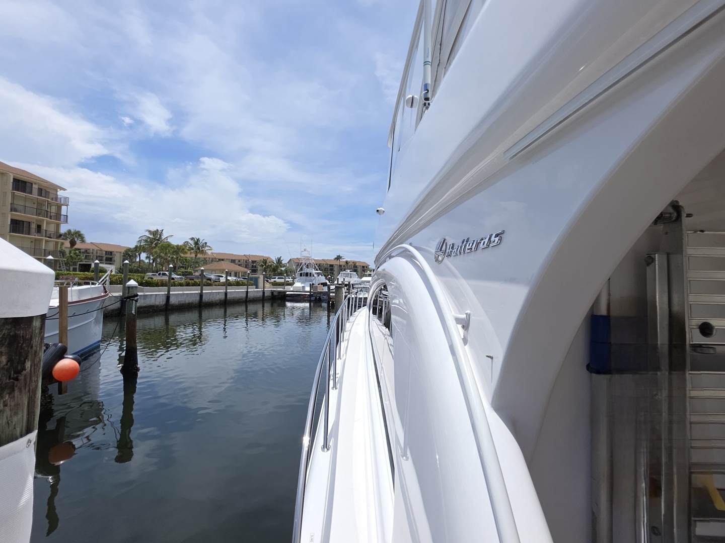 Hatteras  Yacht For Sale