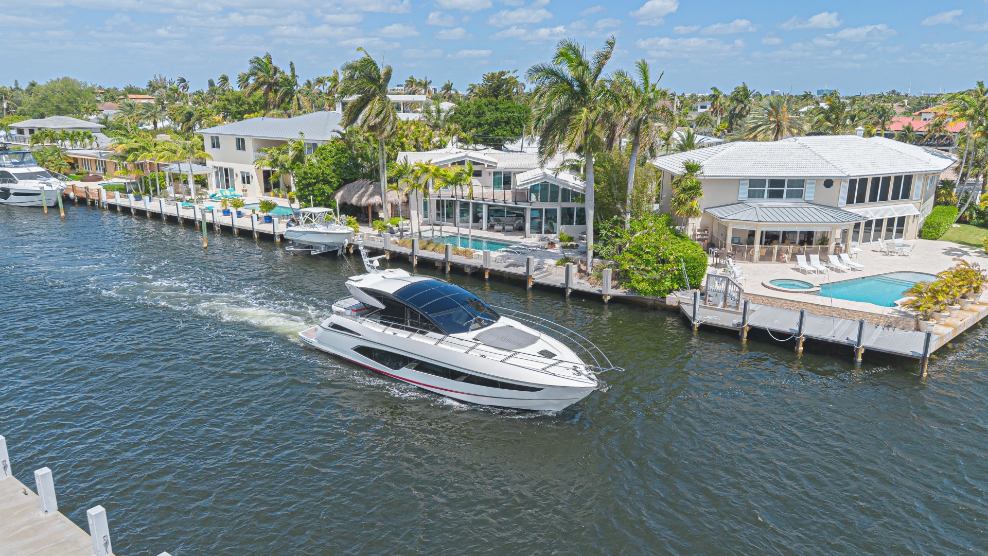 The Edge IV 60ft Sunseeker Yacht For Sale