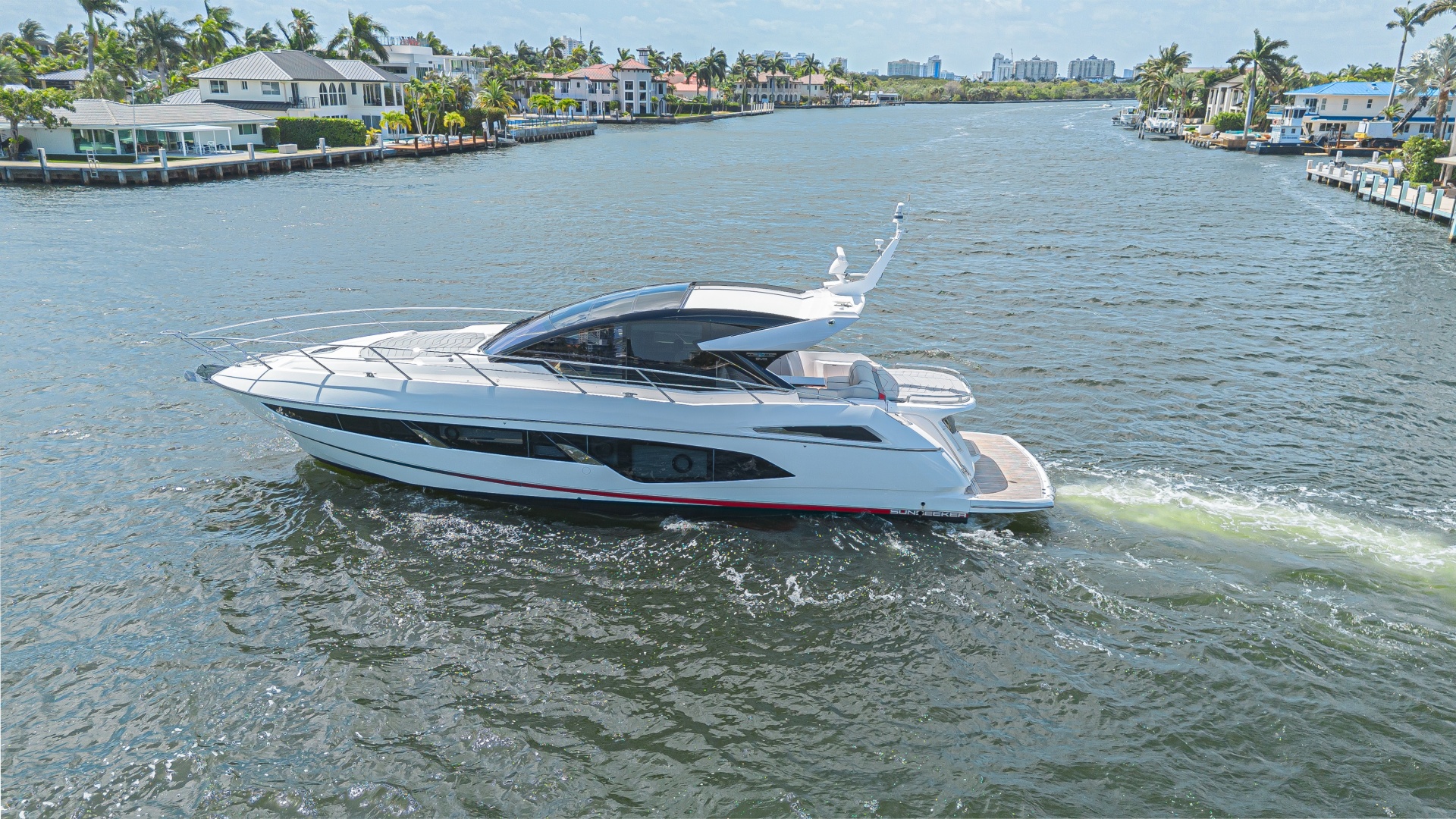 The Edge IV 60ft Sunseeker Yacht For Sale