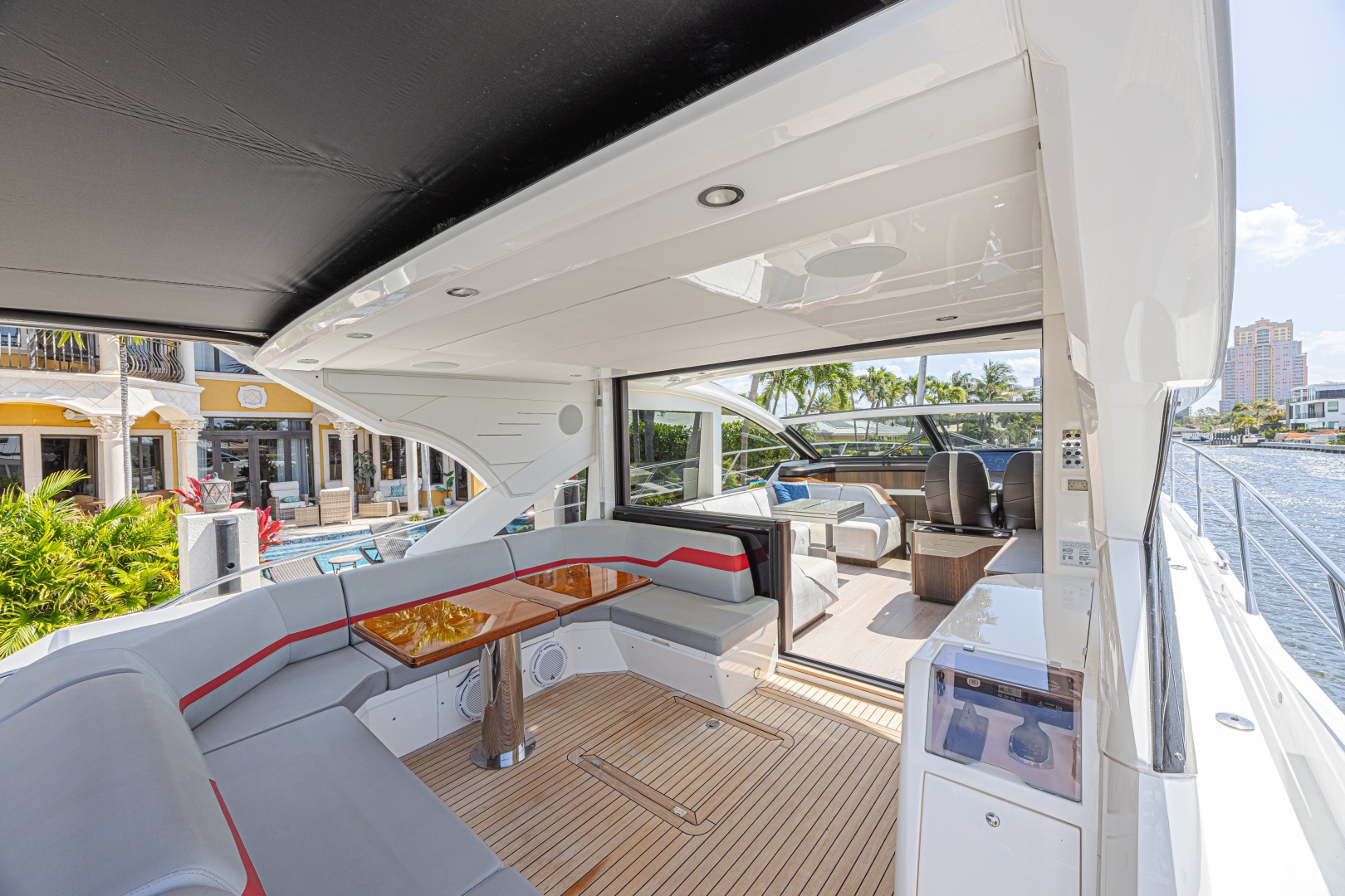 The Edge IV 60ft Sunseeker Yacht For Sale