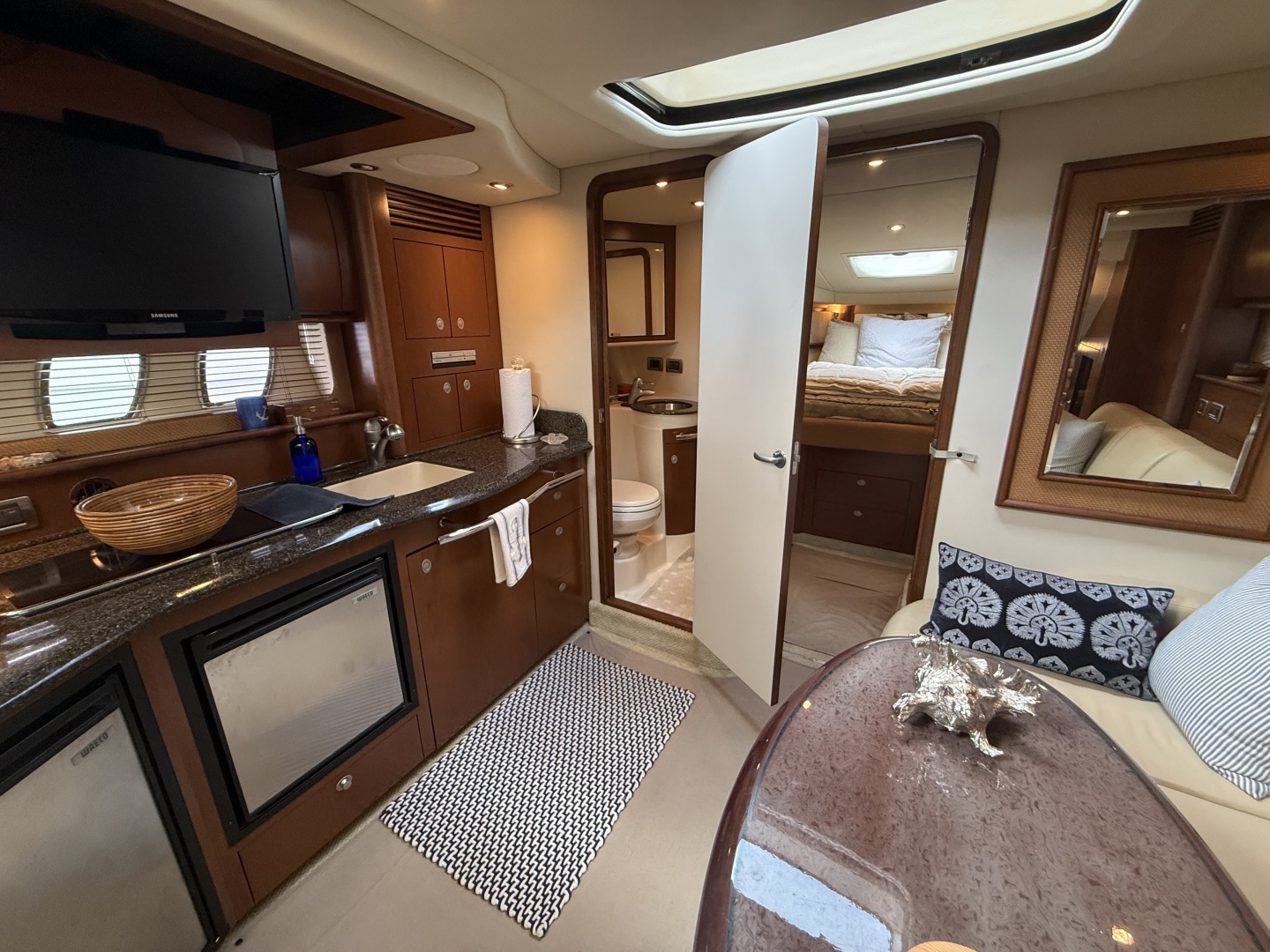 Next Dance 40ft Sea Ray Yacht For Sale Next Dance 40ft Sea Ray Yacht For Sale