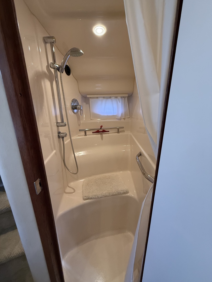 Next Dance 40ft Sea Ray Yacht For Sale Next Dance 40ft Sea Ray Yacht For Sale