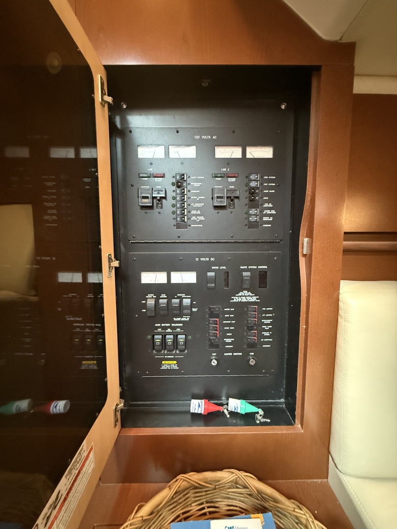 Next Dance 40ft Sea Ray Yacht For Sale Next Dance 40ft Sea Ray Yacht For Sale