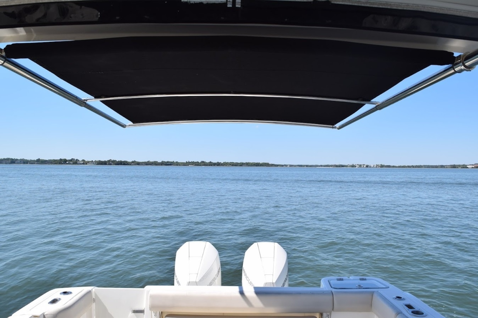 SIP N SEA 32ft Boston Whaler Yacht For Sale SIP N SEA 32ft Boston Whaler Yacht For Sale