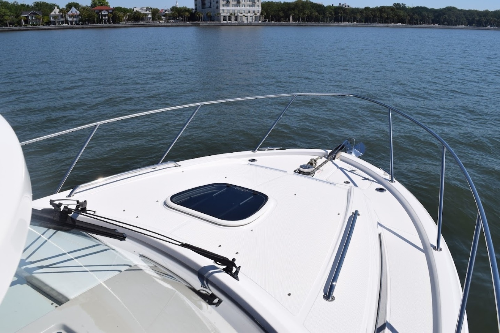 SIP N SEA 32ft Boston Whaler Yacht For Sale SIP N SEA 32ft Boston Whaler Yacht For Sale