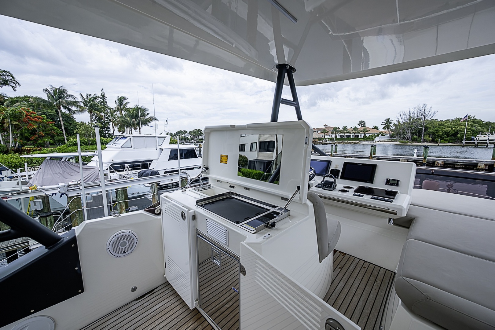 Prestige 520 — SIMMER DOWN - Photo 17