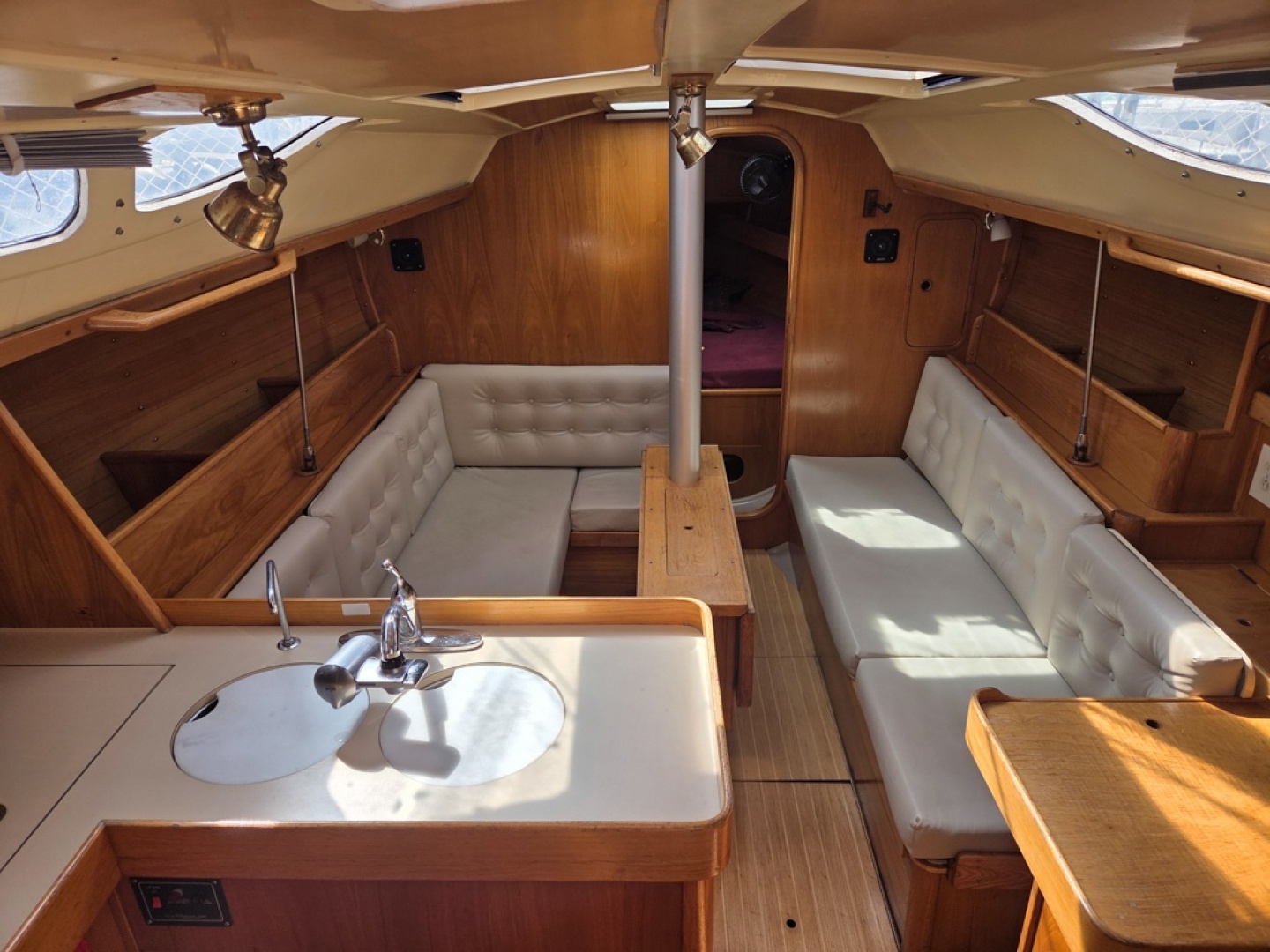 Sea Squatch 34ft Beneteau Yacht For Sale