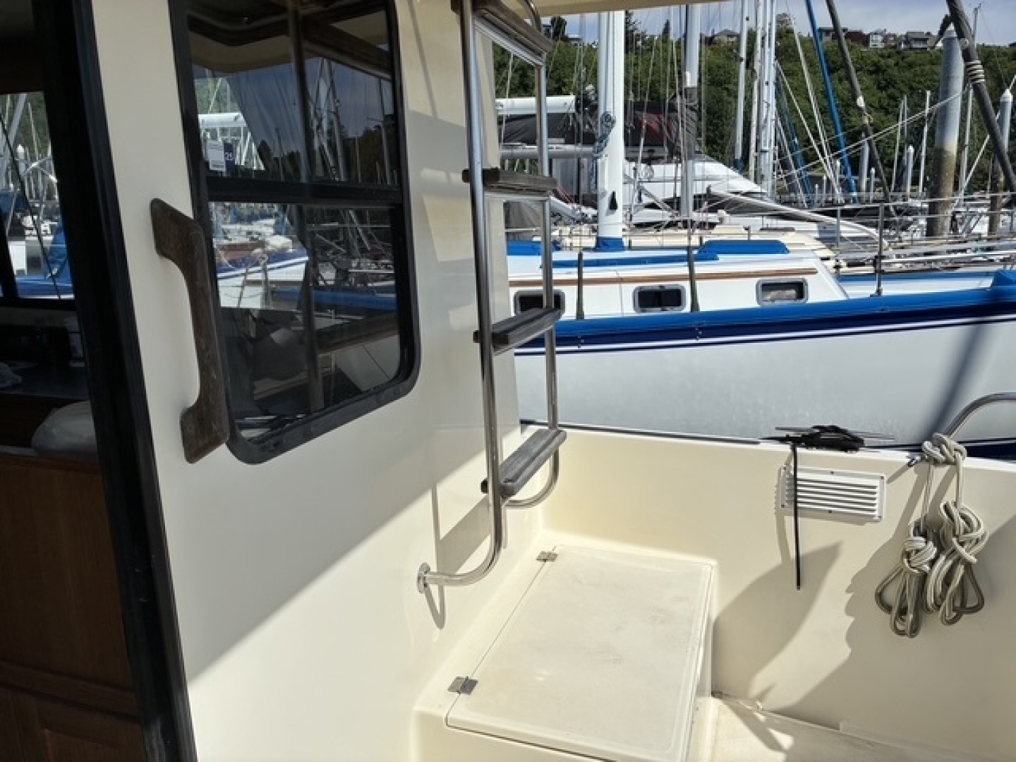 Pelican 37ft Nordic Tugs Yacht For Sale