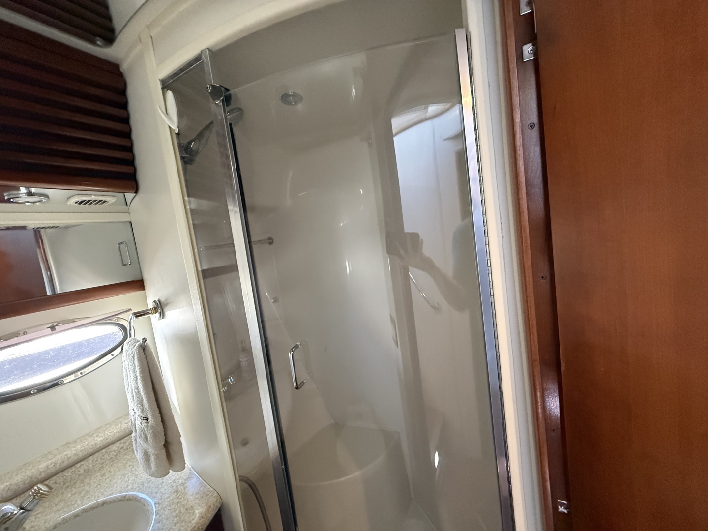 Regina Rae 46ft Carver Yacht For Sale
