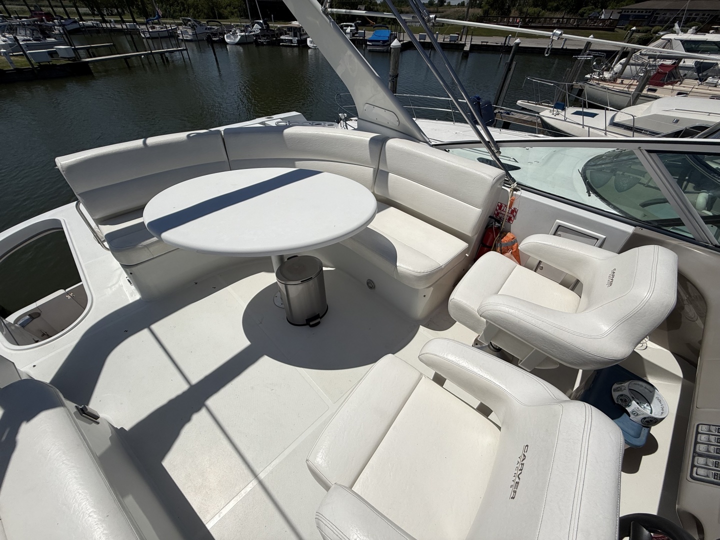 Regina Rae 46ft Carver Yacht For Sale