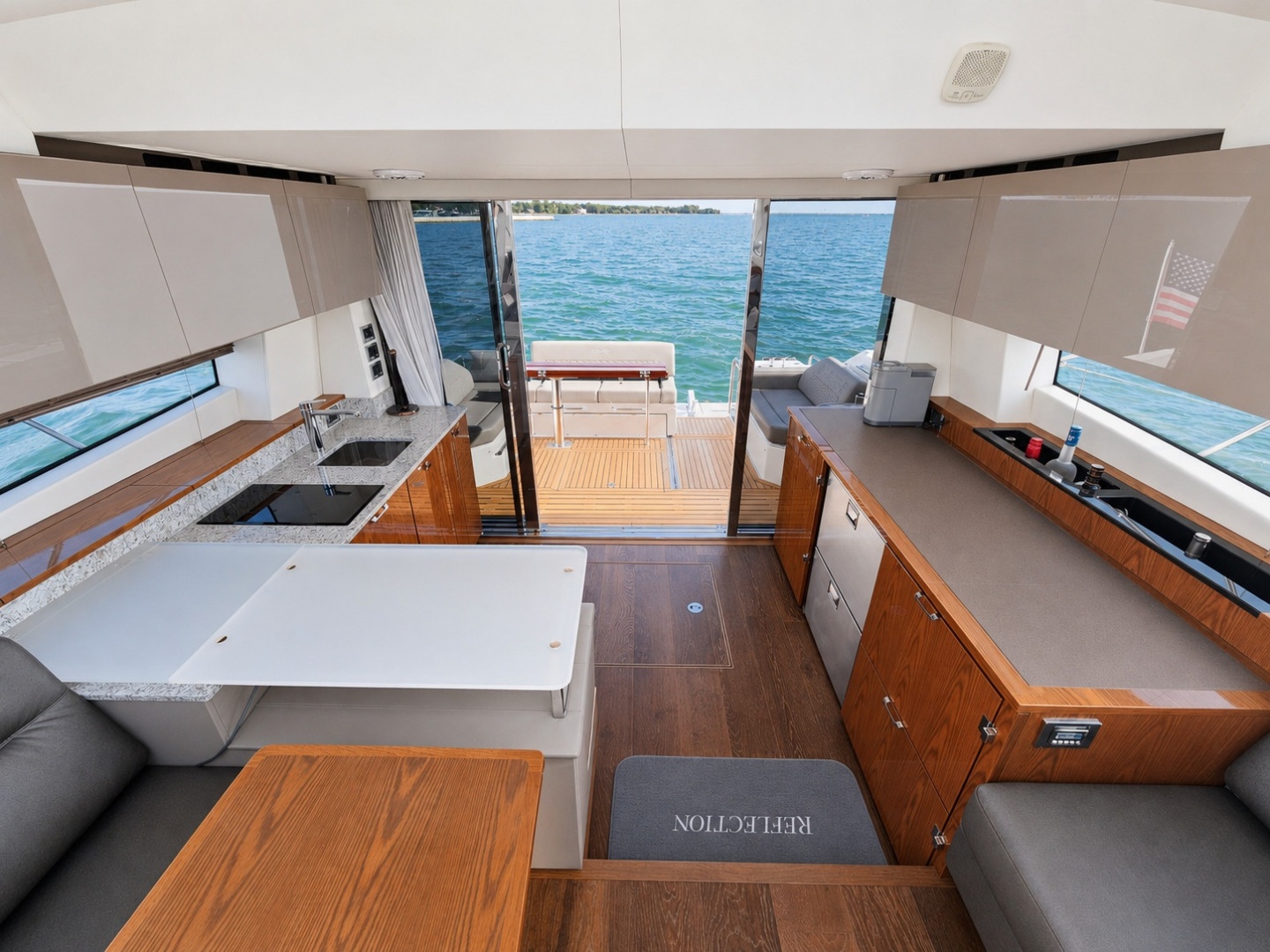 REFLECTION 52ft Sea Ray Yacht For Sale