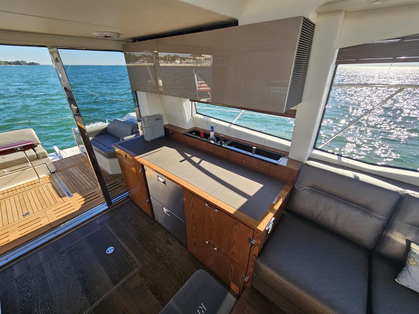 REFLECTION 52ft Sea Ray Yacht For Sale
