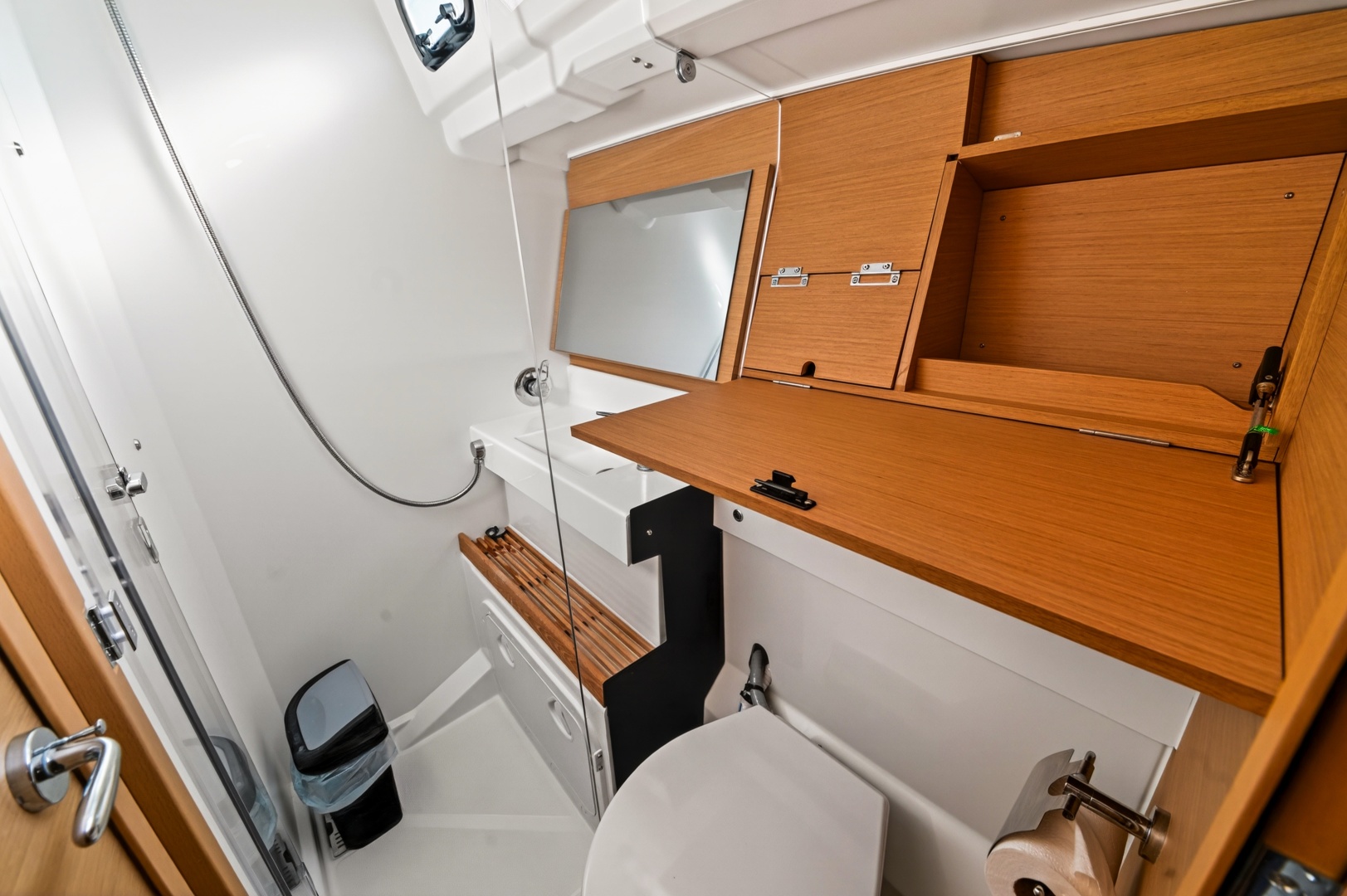 2019 Jeanneau Sun Odyssey 490