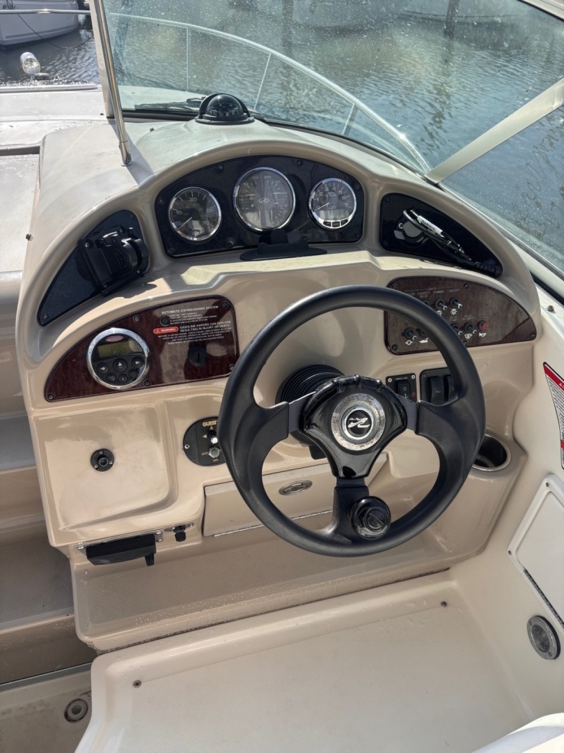 26ft Sea Ray Yacht For Sale