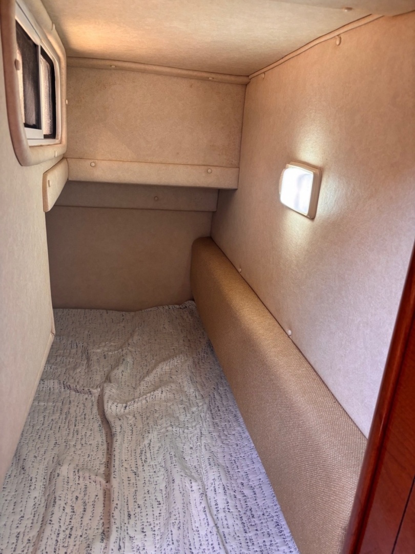 26ft Sea Ray Yacht For Sale
