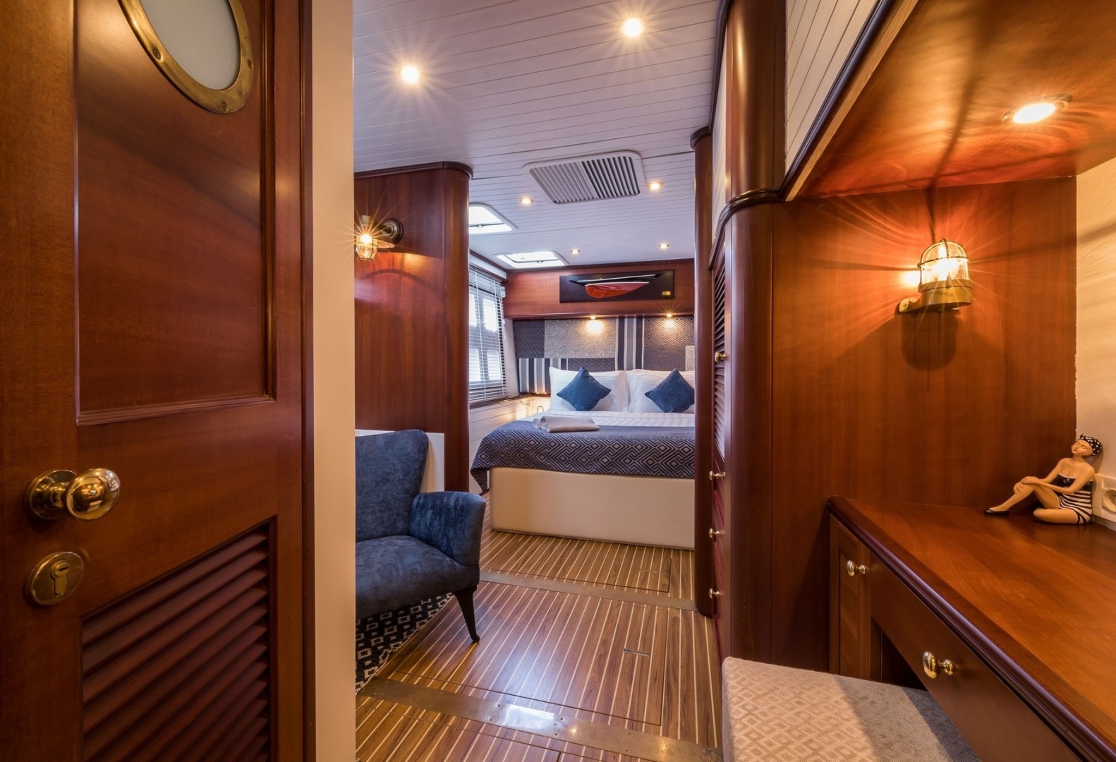 No Name 70ft Sunreef Yacht For Sale