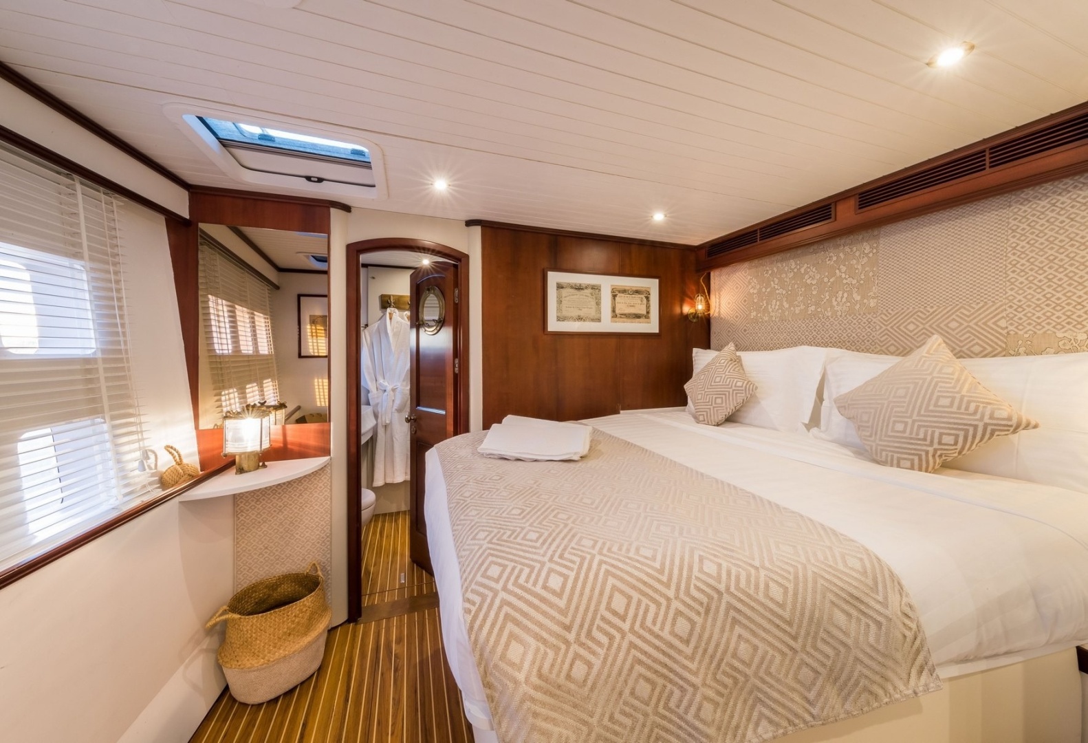 No Name 70ft Sunreef Yacht For Sale