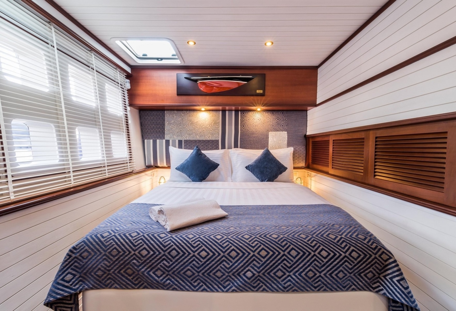 No Name 70ft Sunreef Yacht For Sale