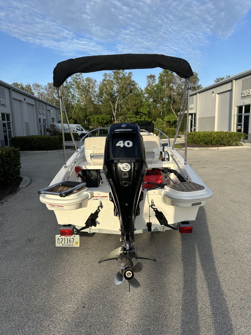 2025 Boston Whaler 130 Super Sport