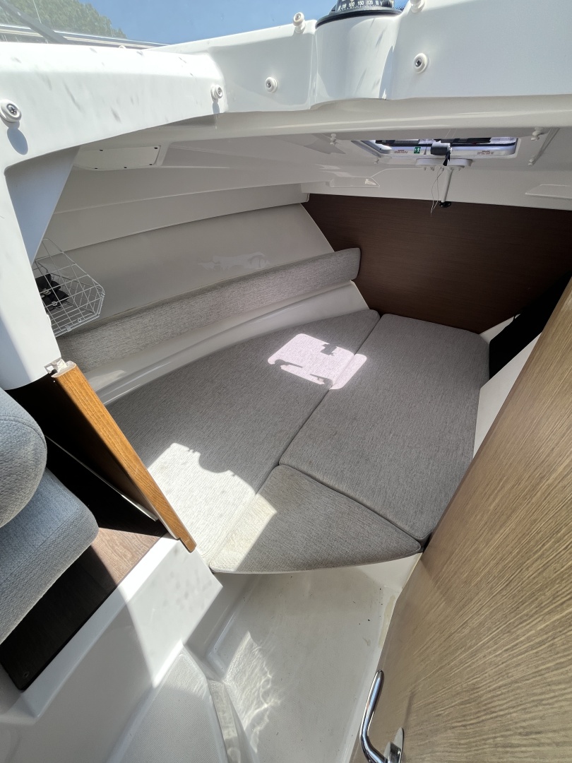 2022 Jeanneau NC 795 Series 2