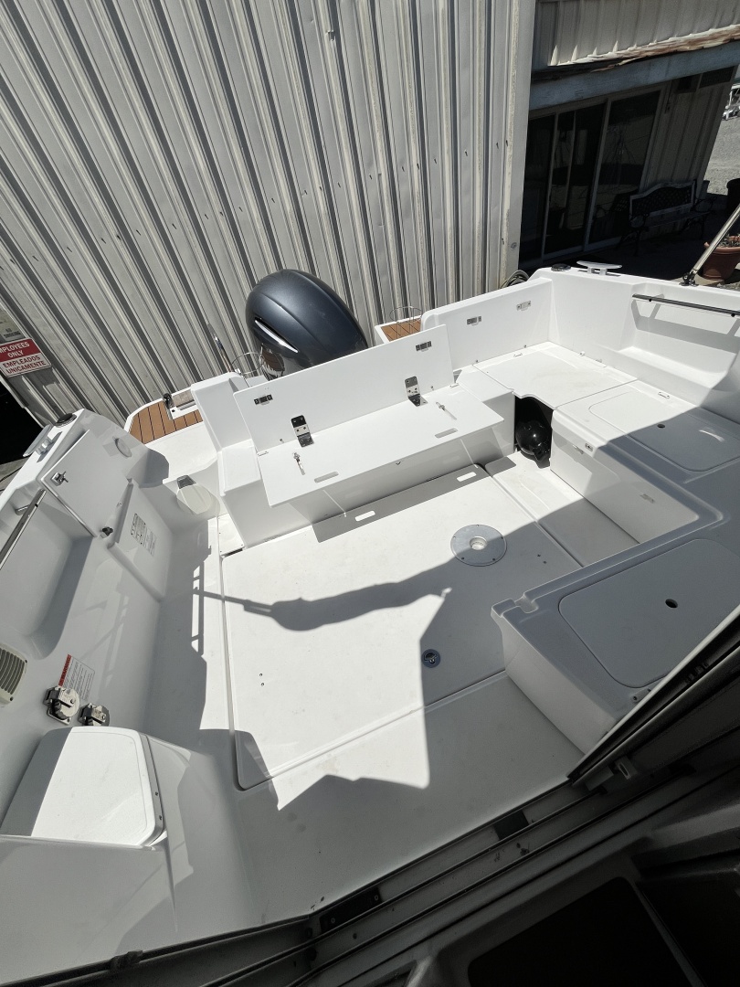 GERONIMO 27ft Jeanneau Yacht For Sale