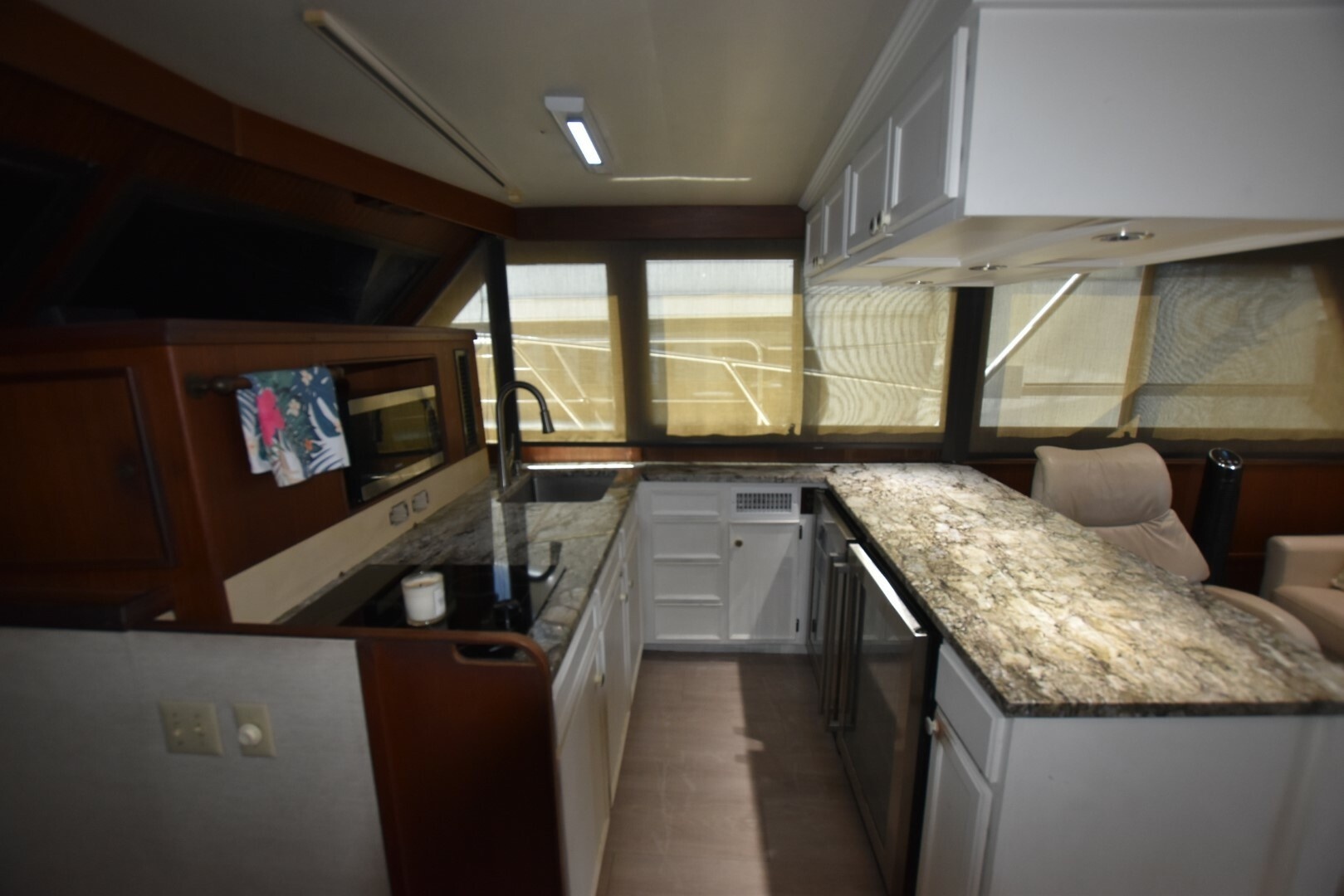 The Cowboy s Hat 50ft Hatteras Yacht For Sale The Cowboy s Hat 50ft Hatteras Yacht For Sale