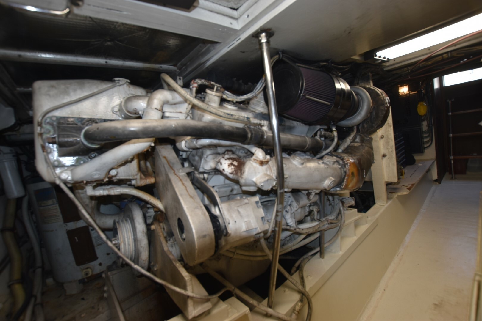 1983 Hatteras High Performance Convertible