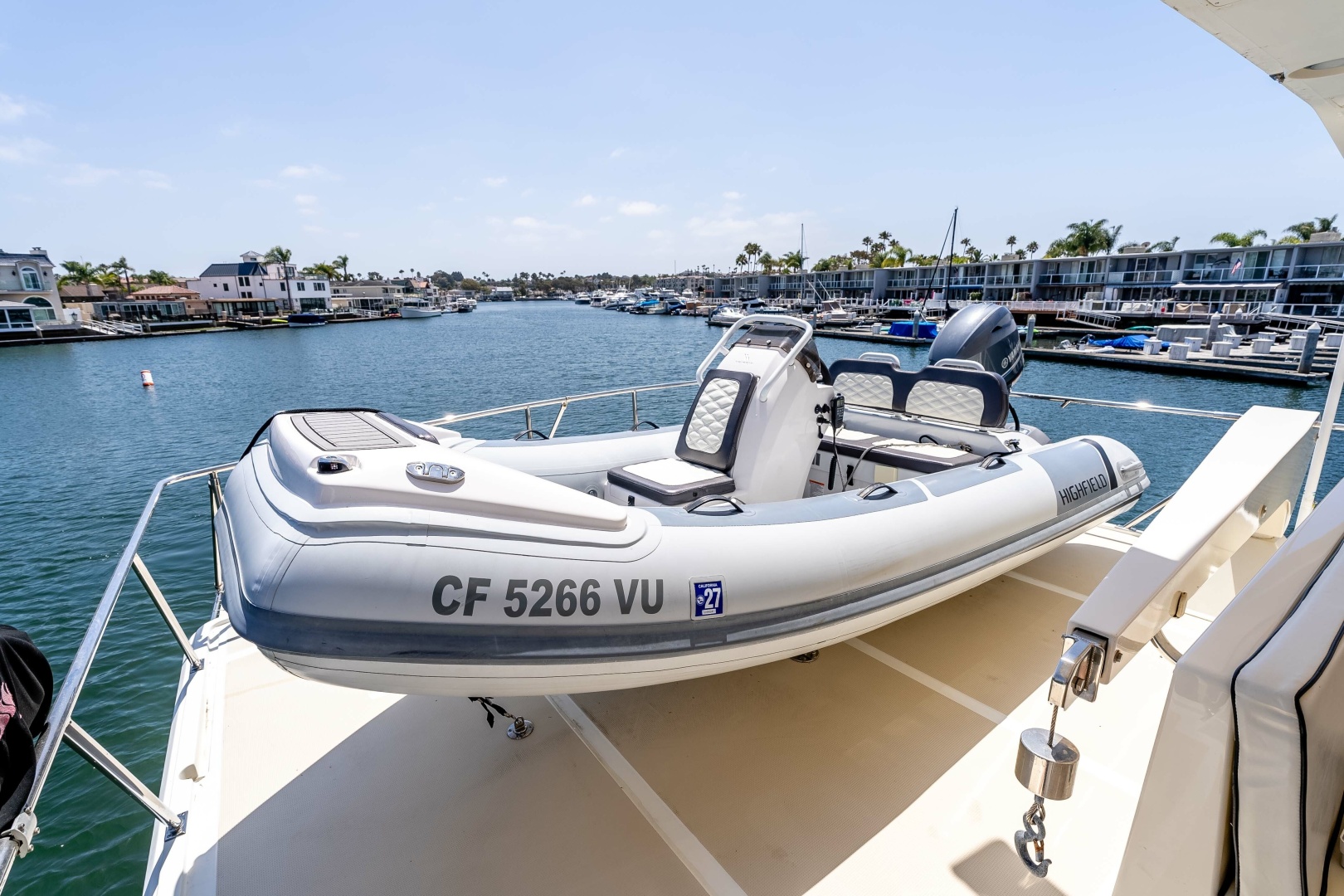 2005 Offshore Yachts Pilothouse