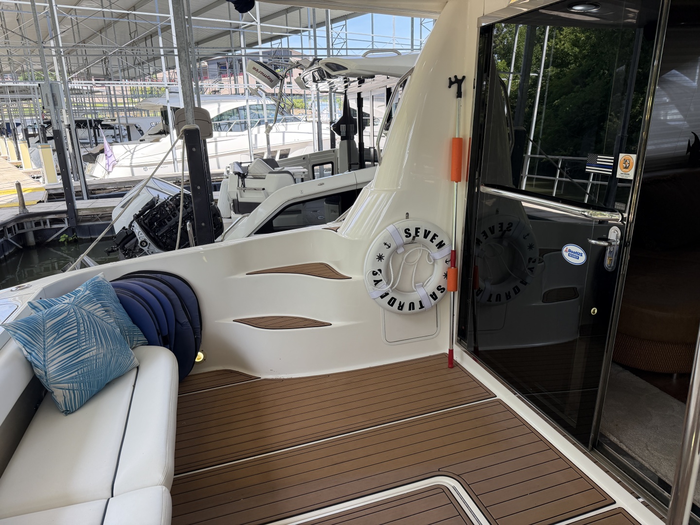 2005 Sea Ray 550 SEDAN BRIDGE