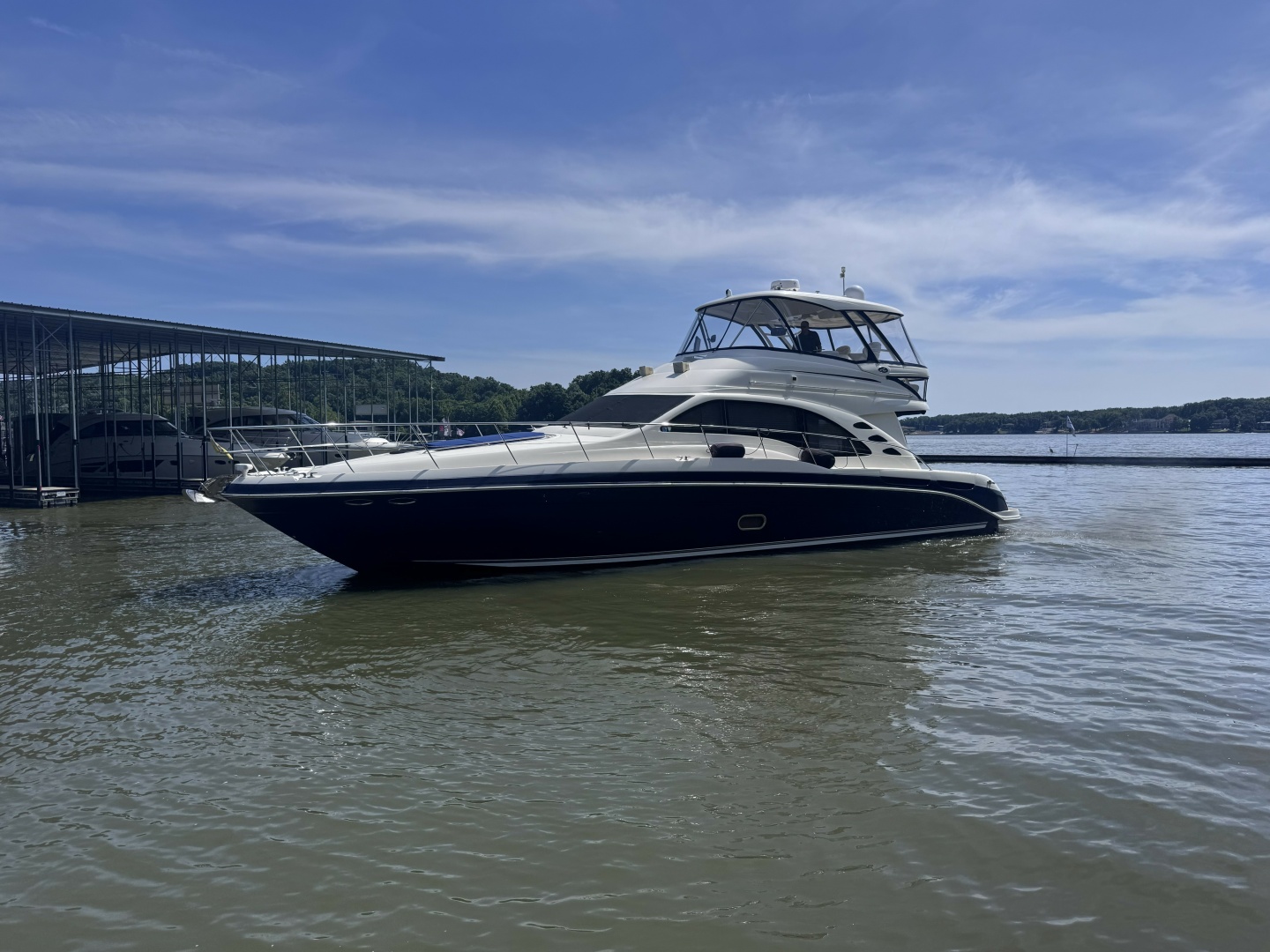 2005 Sea Ray 550 SEDAN BRIDGE